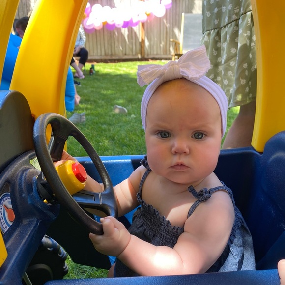 Meet your Posher, Danielle - Picture 9 of 16